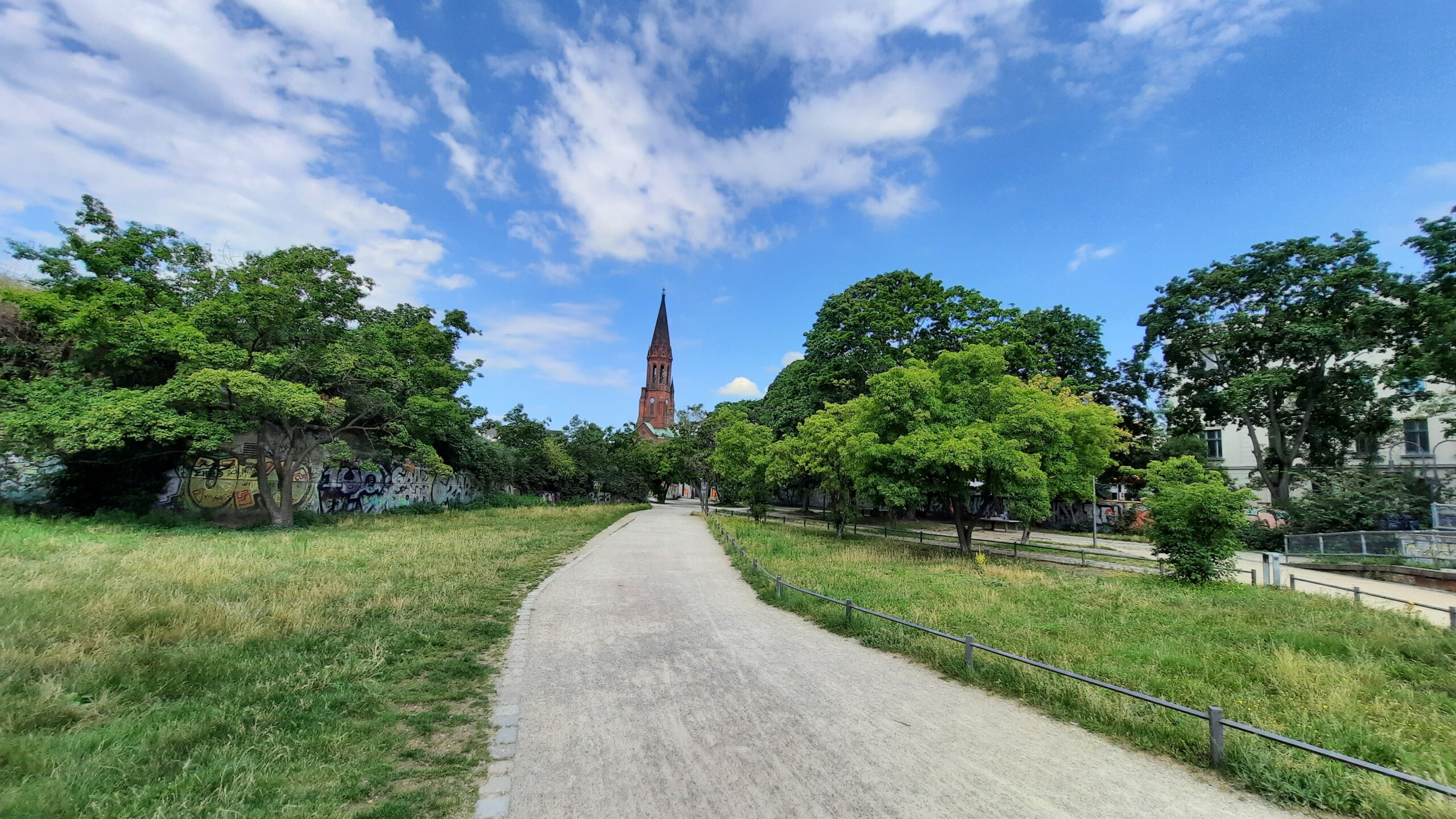 Die geplante Einrichtung Ohlauer 365 befindet sich in der Nähe des Görlitzer Parks.