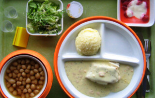 Kantinenessen von Rainer Sturm / pixelio.de